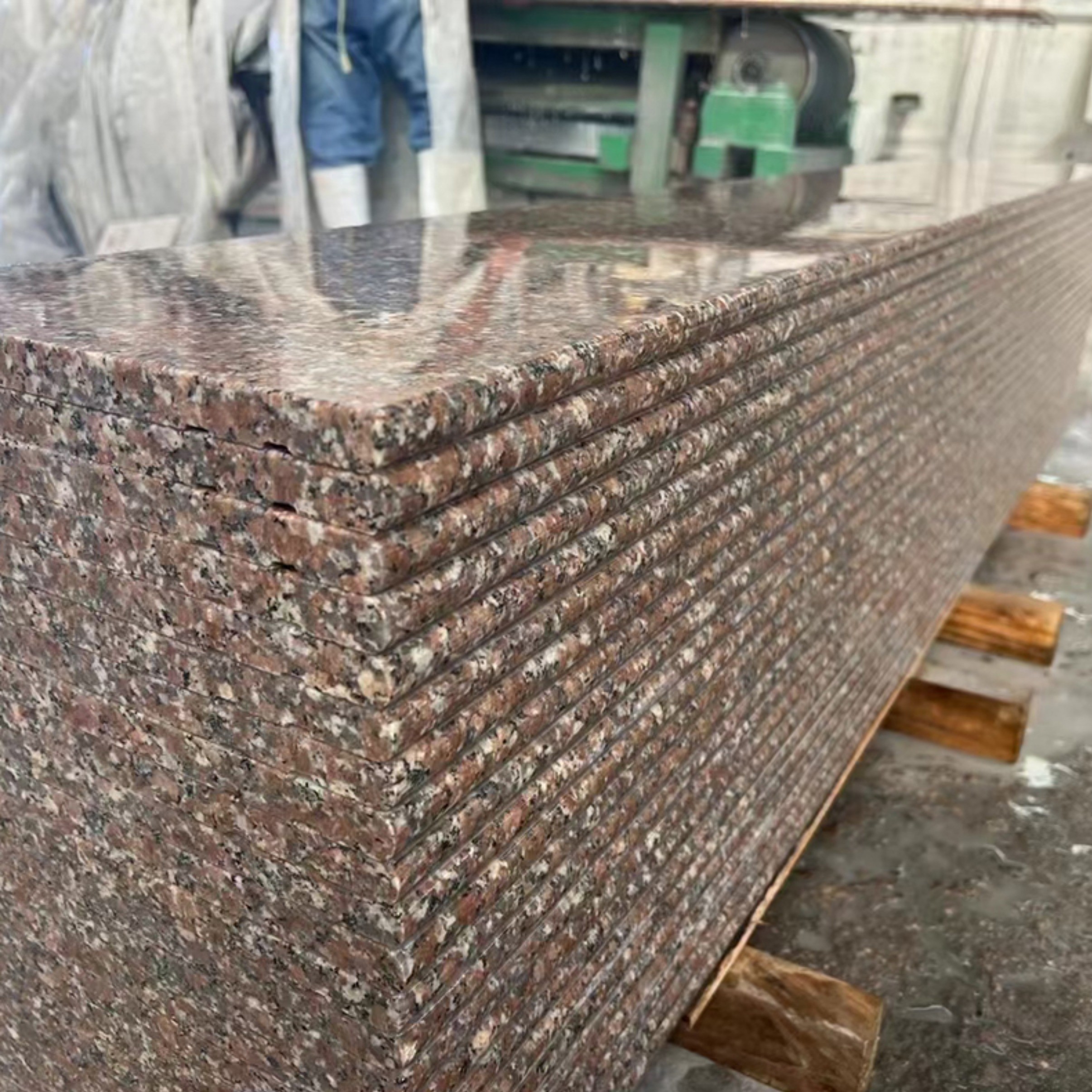 test-五蓮紅（光面）Wulian Red (Polished Surface)